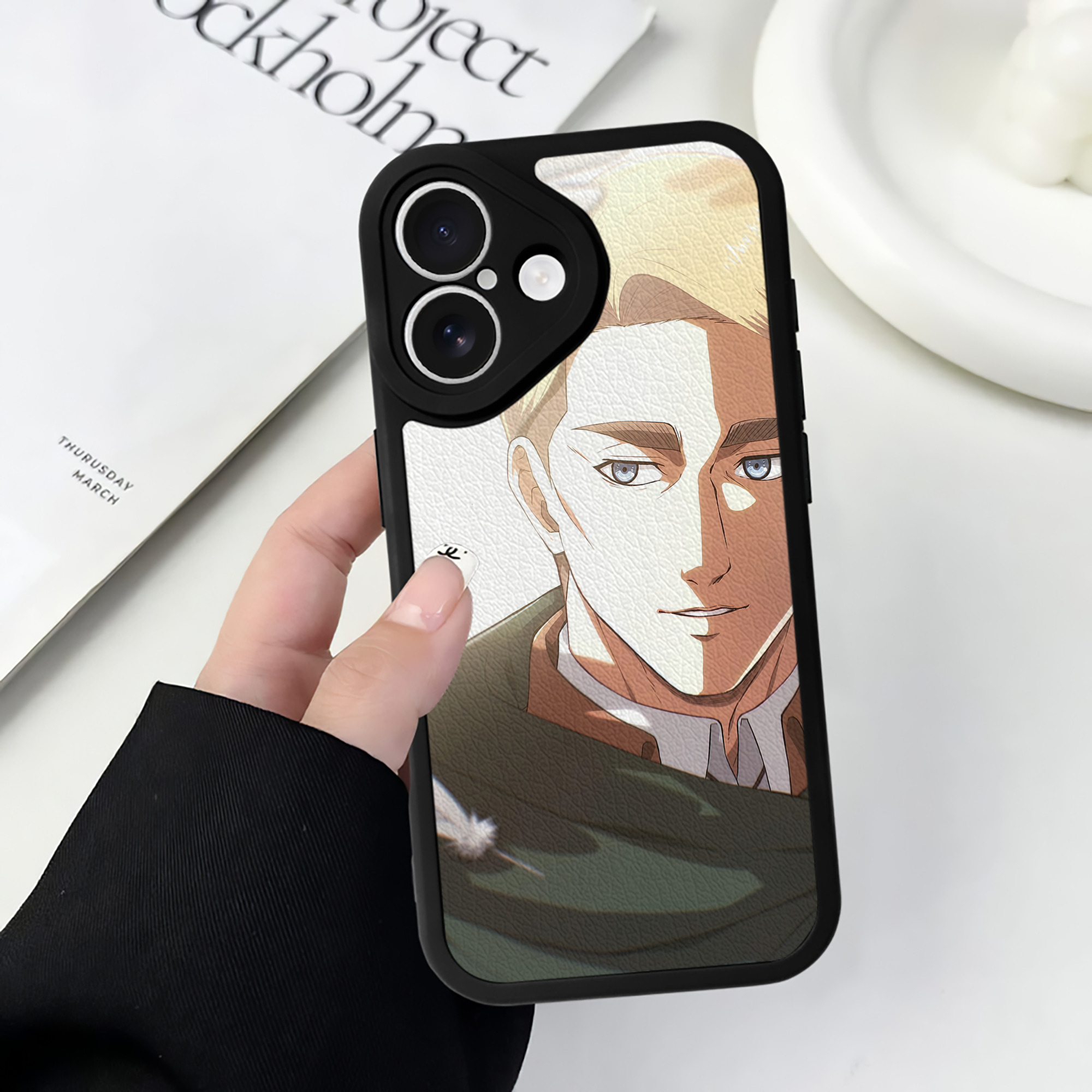 （画像用） 進撃の巨人 Attack on Titan 【iPhone 16シリーズ対応】シリコンスマホケース（レザー調） 材質：シリコン